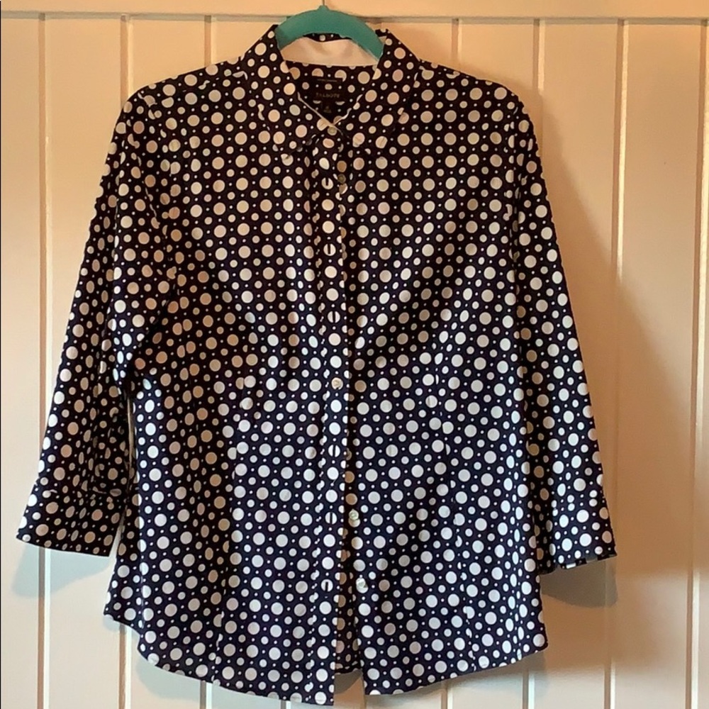 Polka dot Blouse!